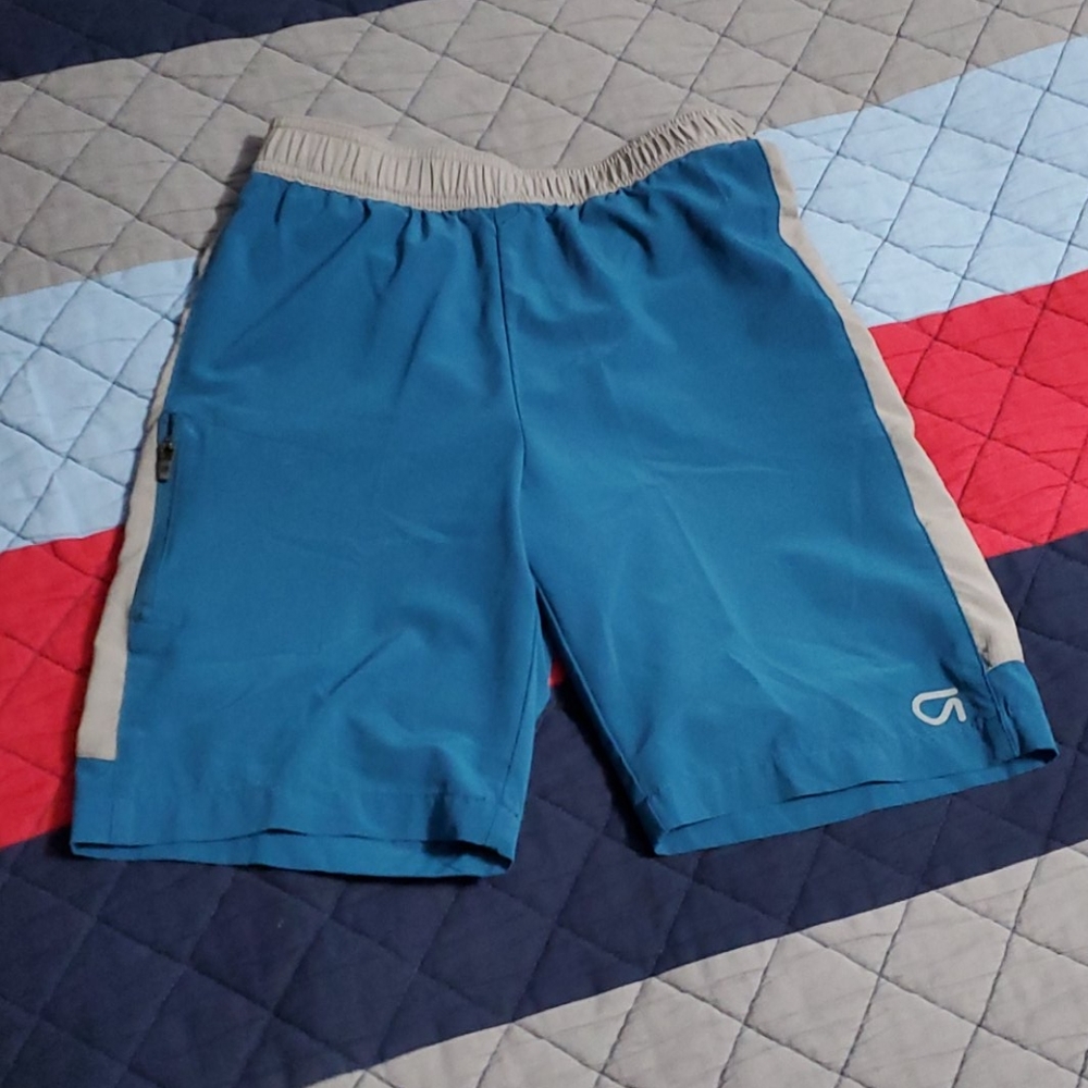 GAP Active Shorts